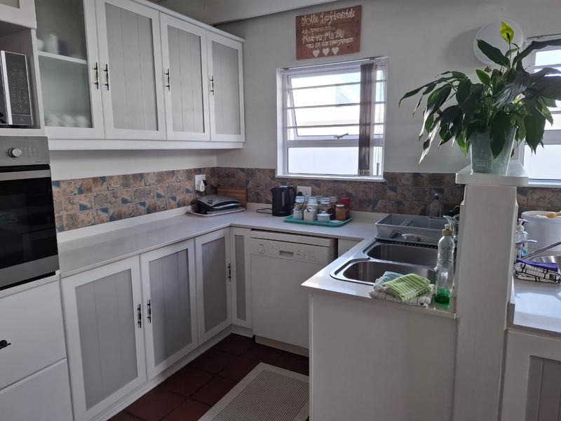 4 Bedroom Property for Sale in Dwarskersbos Western Cape